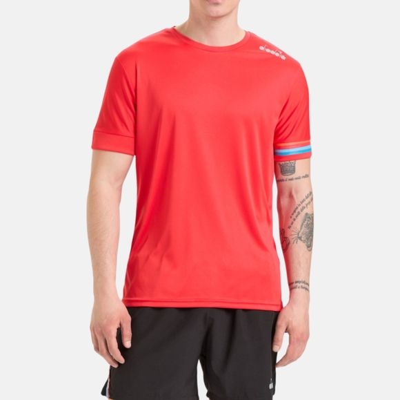 Diadora Red SS Core Short Sleeve Tee NWT - Picture 1 of 6